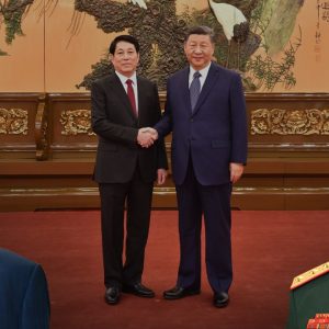 Competing to be “good subordinate,” Luong Cuong goes to Beijing to meet Xi?